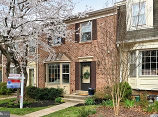 5706 Crownleigh Ct, Burke, VA 22015