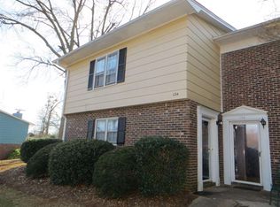 124 Fernridge Dr, Spartanburg, SC 29307