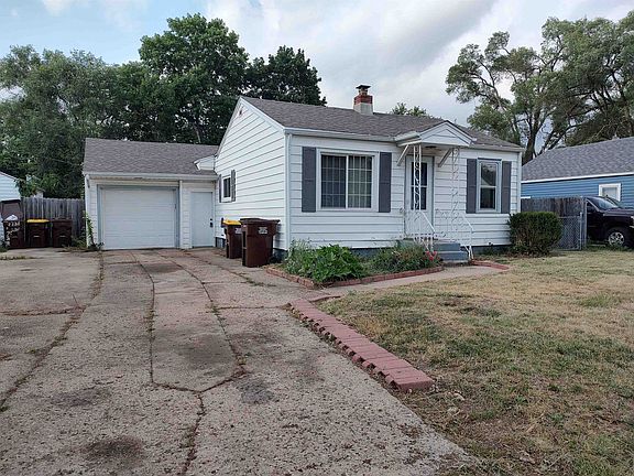 2nd image of 720 Kingsley Dr