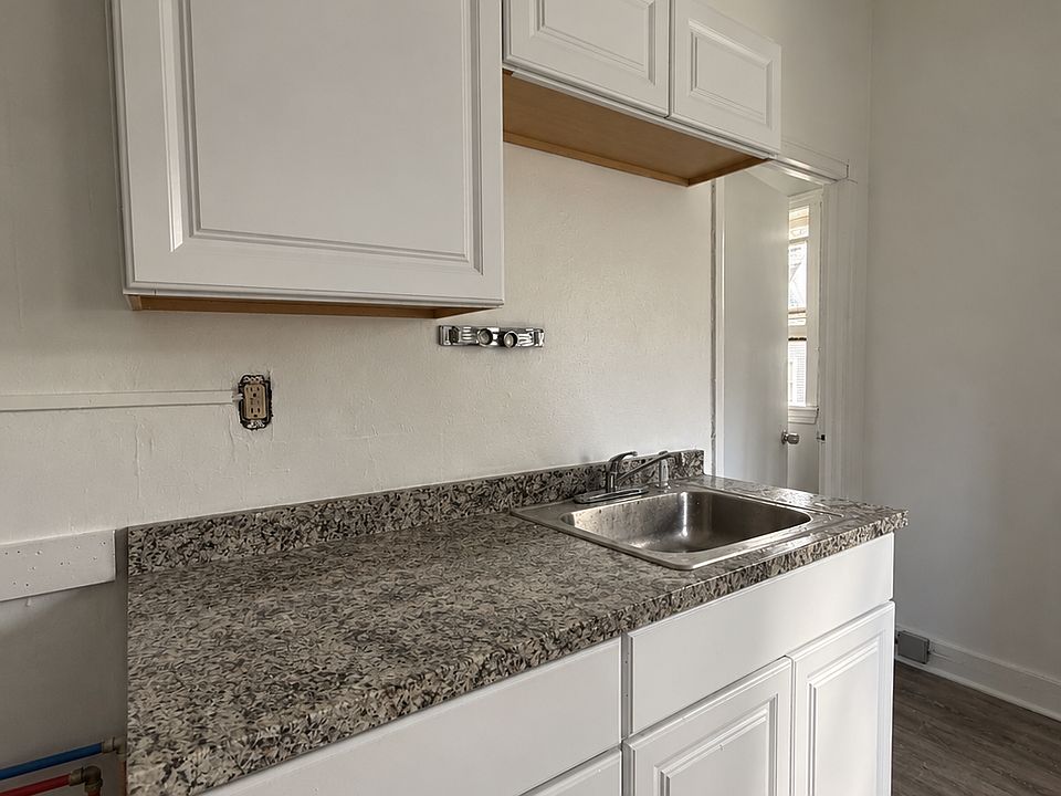 1st image of 42 Clinton Ave #2