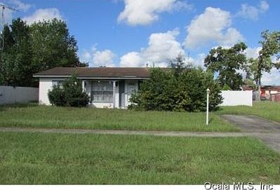 1st image of 318 Marion Oaks Dr