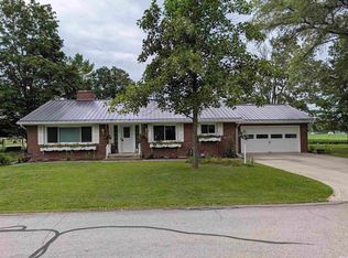 756 Hillcrest Dr, Berne, IN 46711