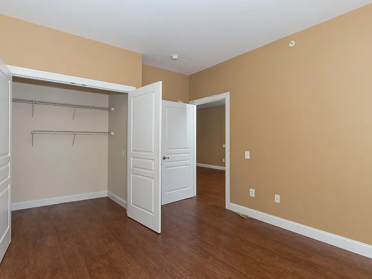 Baxter Knolls Apartment — Photo 11