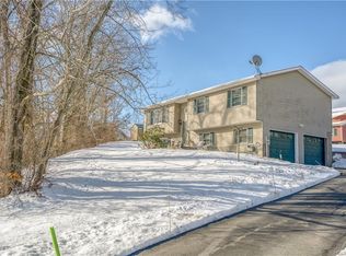 352 Butternut Dr, New Windsor, NY 12553