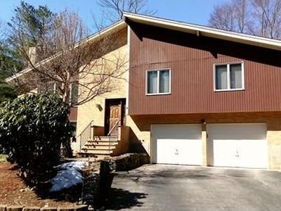 2 Blueberry Ln, Sharon, MA, 02067