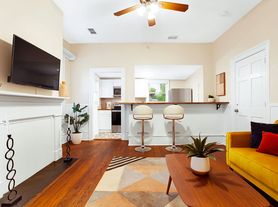 303 W Park Ave