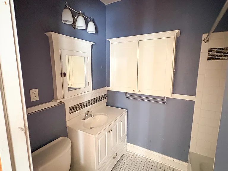 1698 Minnehaha Ave W #3 — Photo 11