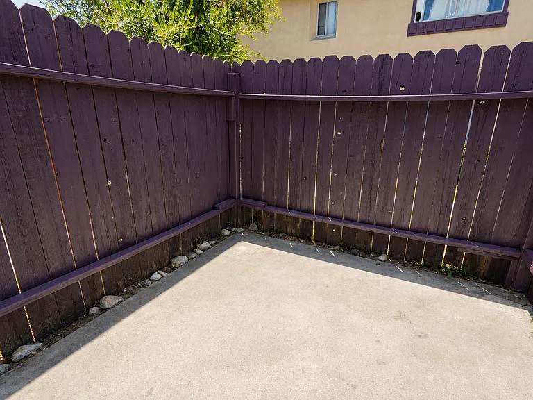 325 Stillman Ave #D — Photo 9