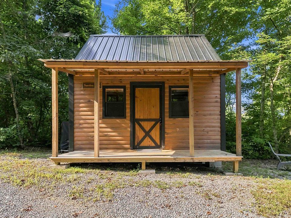 1st image of 1 Forest Ln #4005