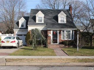 1553 Berkeley Ave, Baldwin, NY 11510