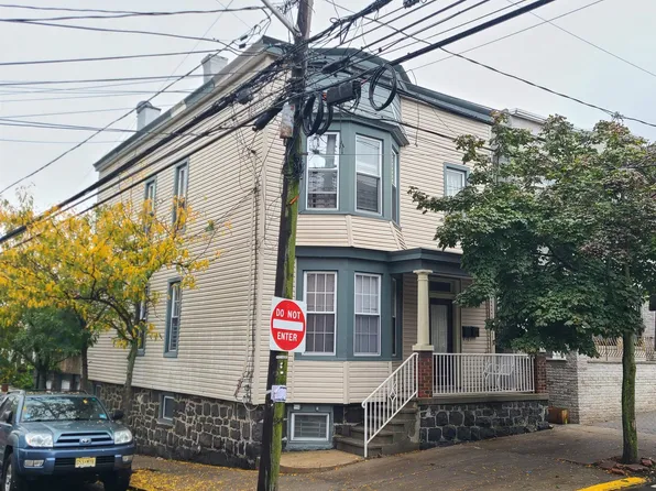 553 65th St, West New York, NJ 07093