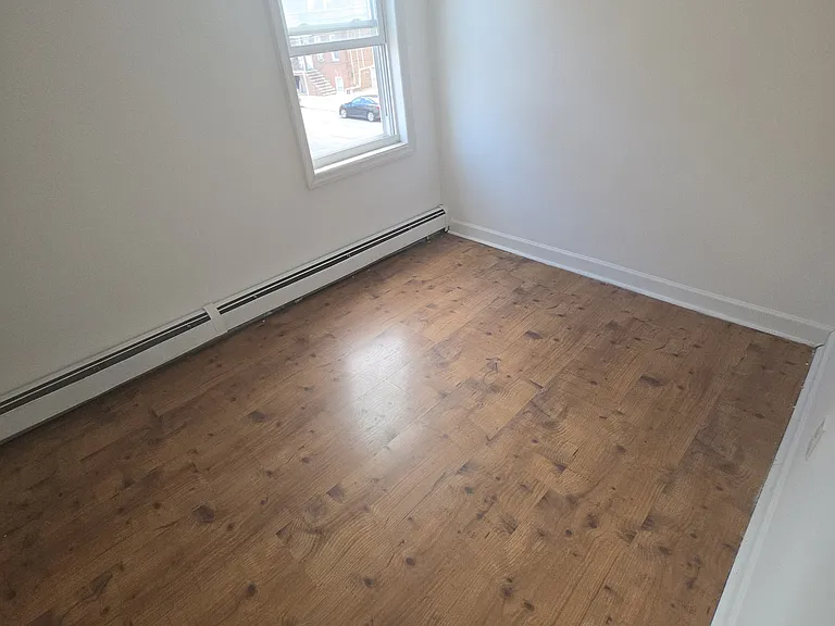 601 4th Ave #2 — Photo 9