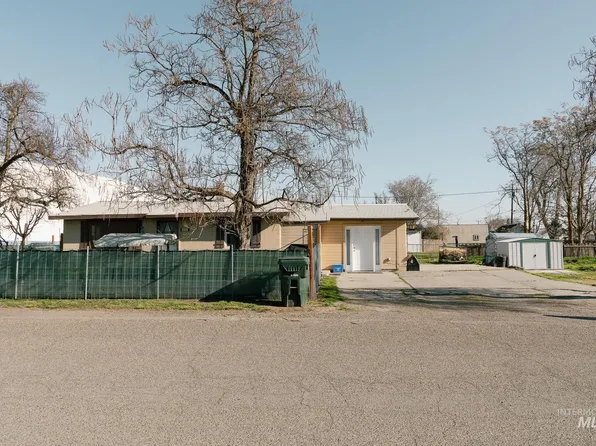 211 NE 3rd Ave, Ontario, OR 97914