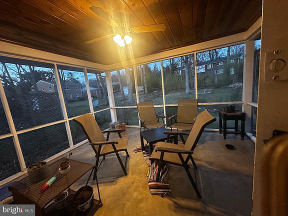 5th image of 9213 Saint Andrews Pl