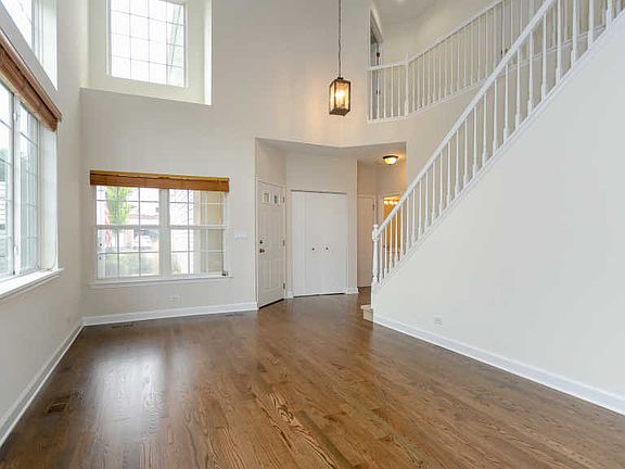 5th image of 31803 McCormick Ln