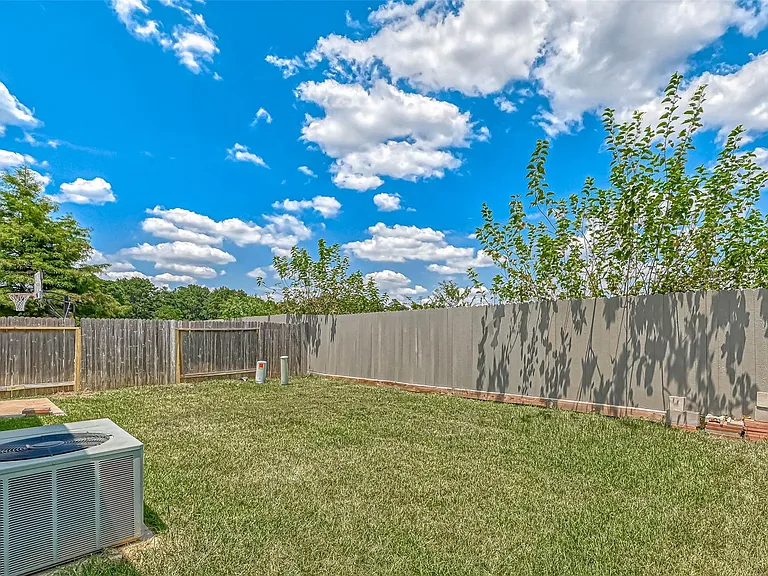 22138 Orchard Dale Dr — Photo 27