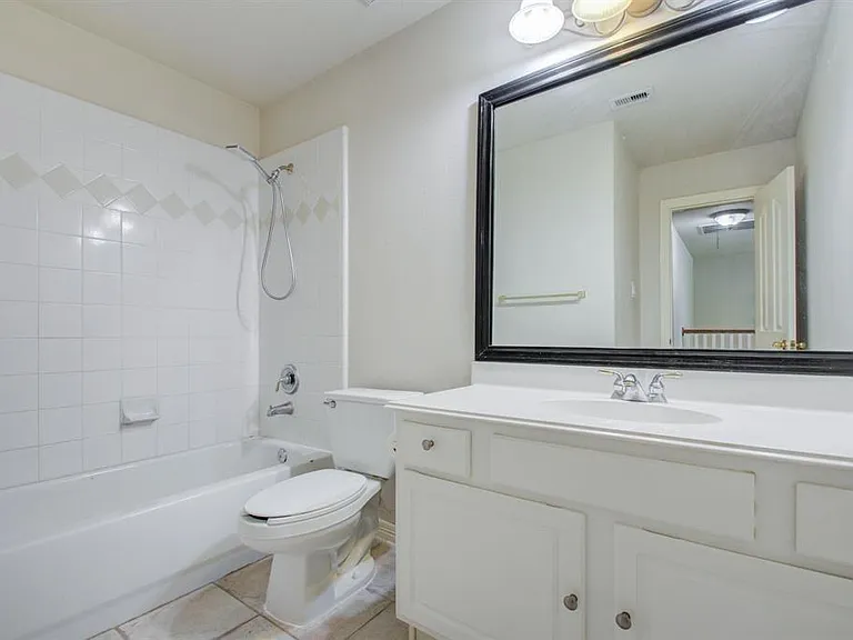 7511 S Linpar Ct — Photo 37