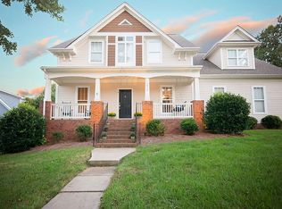 5839 Mantario Dr, Charlotte, NC 28269