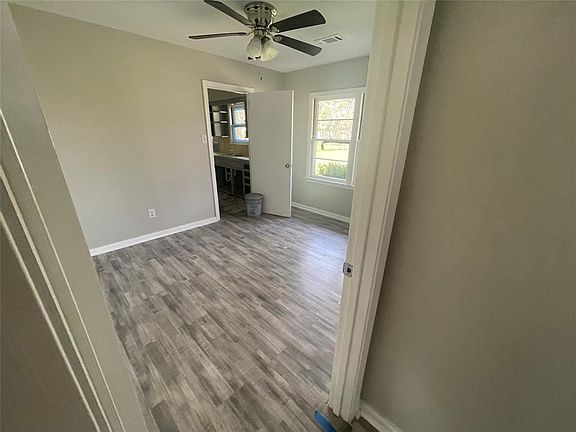 2nd image of 2828 John Dr