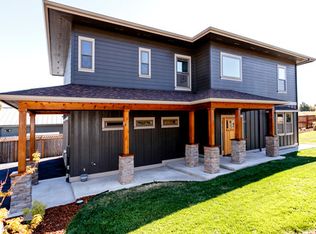 675 Larch Ct, Hood River, OR