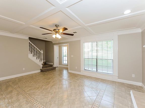 5th image of 1104 Realm Ln