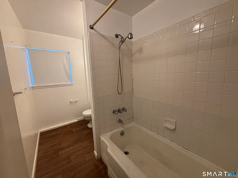 276 East Ave — Photo 7