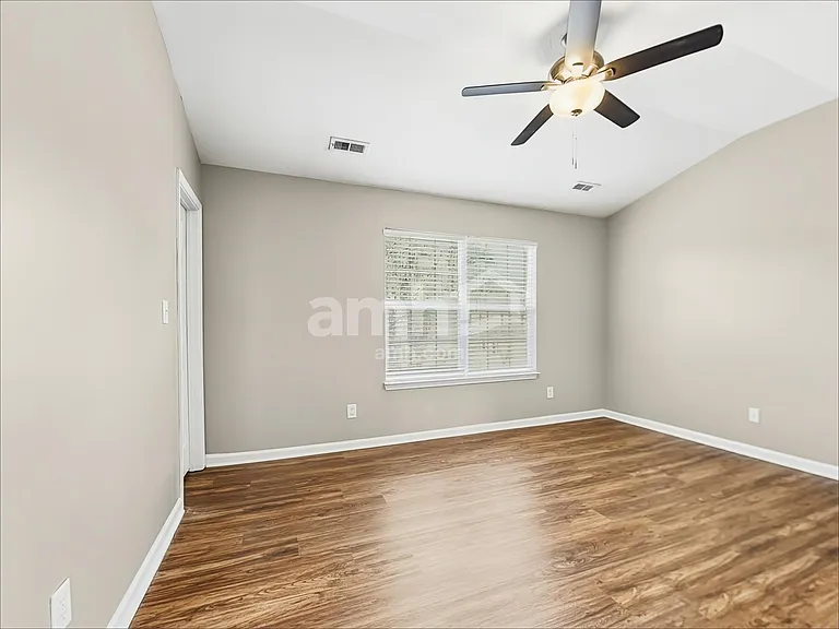 205 N Fuquay Springs Ave — Photo 9