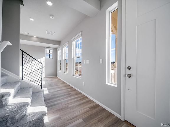 3rd image of 1247 Highview Drive