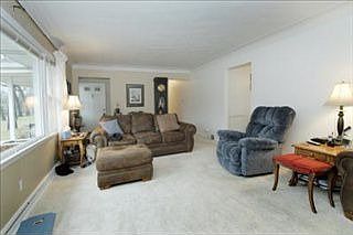 4th image of 6425 E H Ave