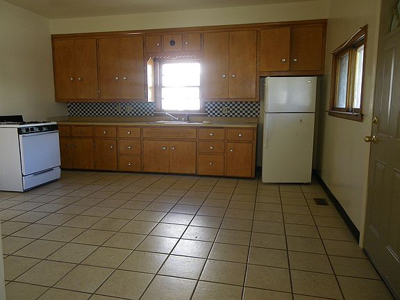 1710 Webster Reder 004_11252014