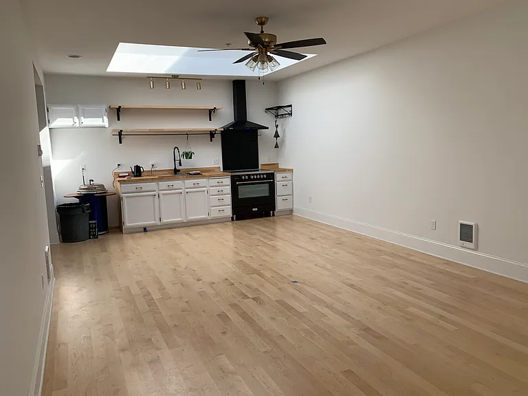 106 1st Ave S — Photo 35