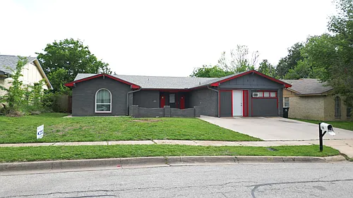 408 Cavendish Dr Photo 1