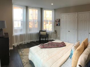 801 S 4th St APT 2R, Philadelphia, PA 19147