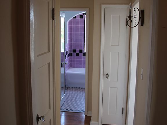4th image of 1754 N Serrano Ave #102