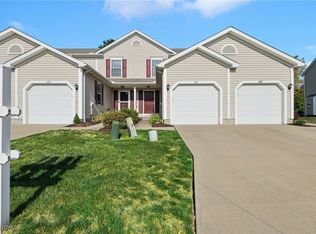 407 Rachel Ln, Avon Lake, OH 44012