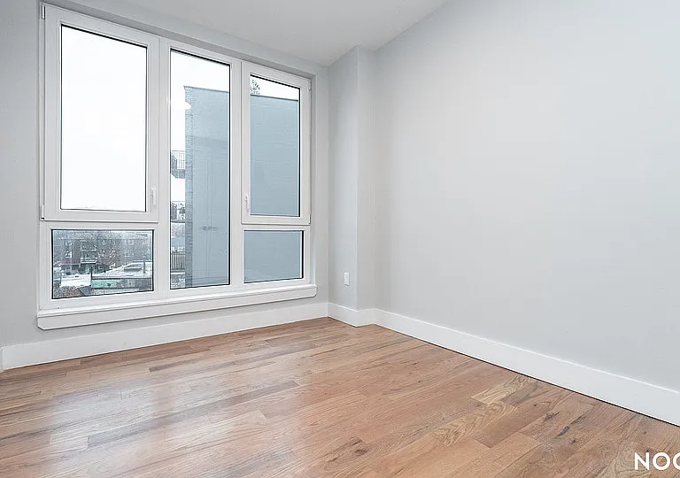 31-61 Vernon Blvd #3Z — Photo 16