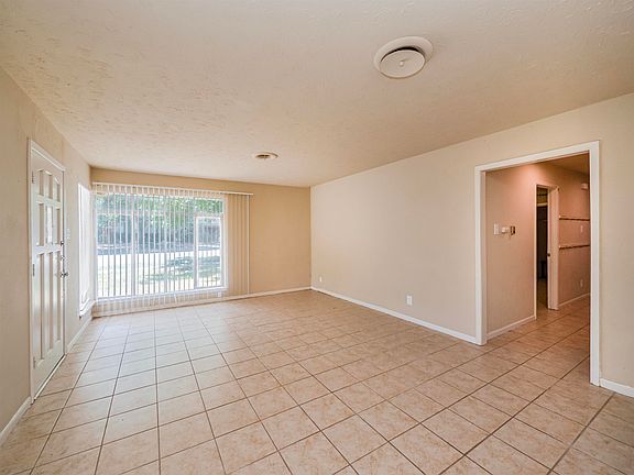 3rd image of 507 Lee Drive