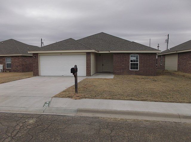1st image of 1015 S Doris Ave