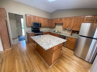 4339 Hamilton Dr, Eagan, MN 55123