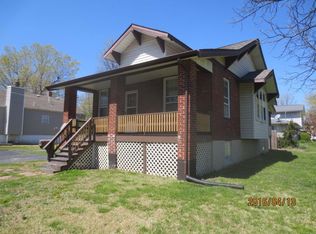 10403 Oak Ave, Saint Louis, MO