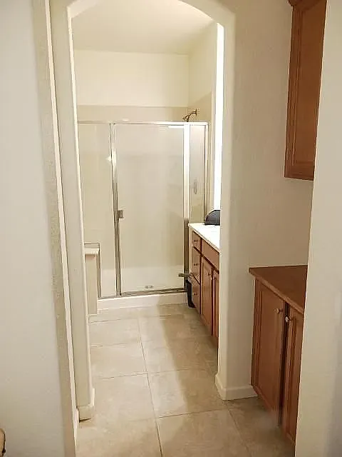 3 bed, 2.5 bath, 2077 sqft, $3,000 — Photo 4