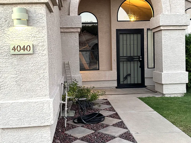 4040 W Tonopah Dr — Photo 3
