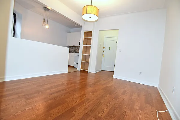 Rented by Manhattan Spaces | media 7