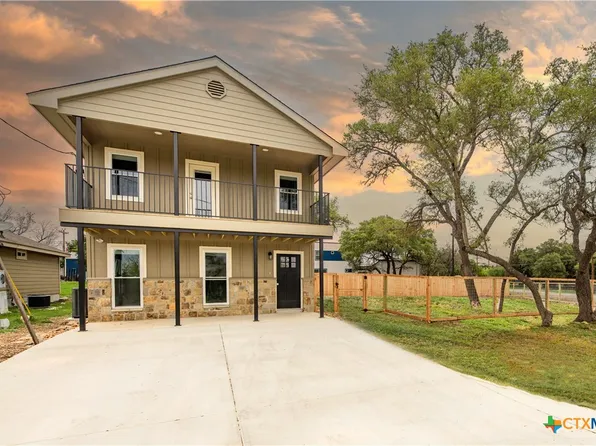 1165 Eagle Flight Dr, Canyon Lake, TX 78133
