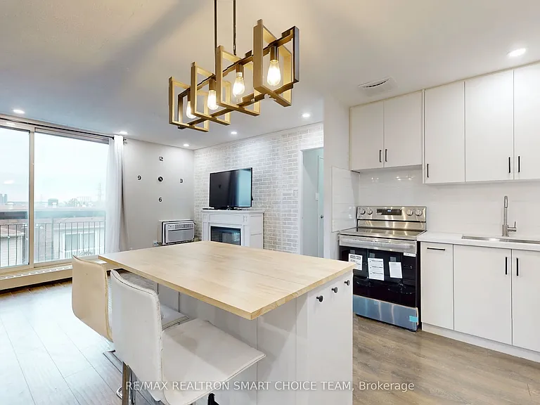 895 Kennedy Rd #505 — Photo 16