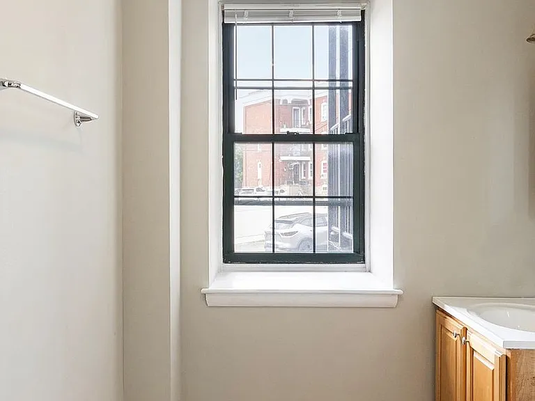 26 Main St — Photo 11