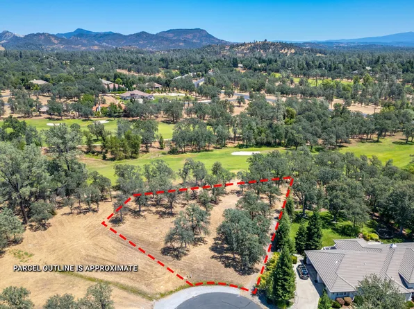 19526 San Vincente Dr, Redding, CA 96003