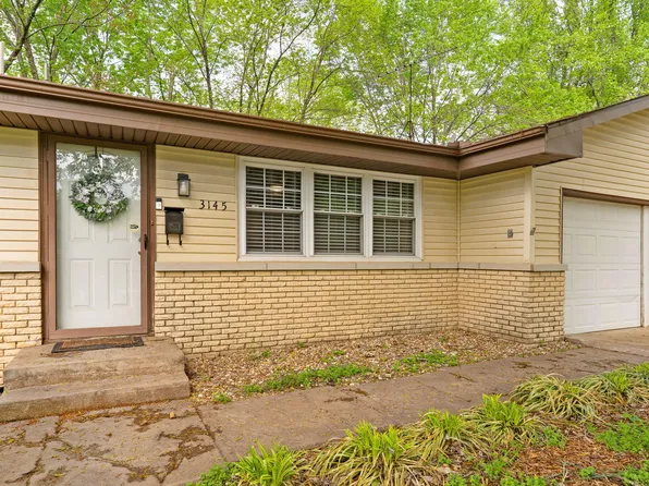 3145 S Dayton Avenue, Springfield, MO 65807