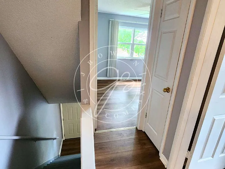 1719 W Bancroft St #D — Photo 11
