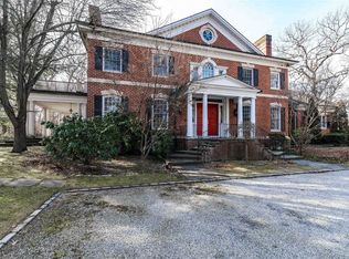 1304 Ridge Rd, Laurel Hollow, NY 11791